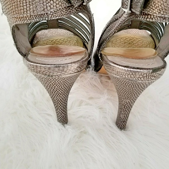 Vince Camuto Aphrodite open toe pewter heels - Picture 5 of 8